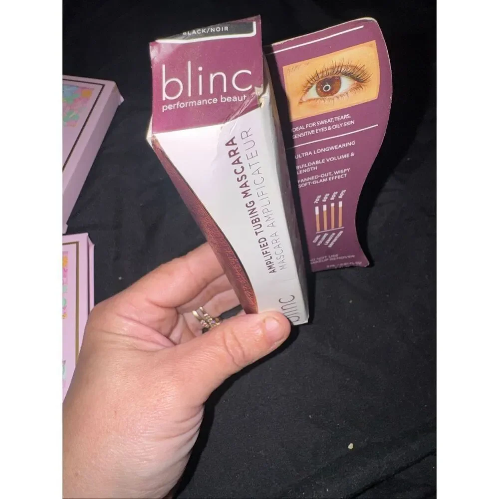 NWT eyeshadow palette and mascara
